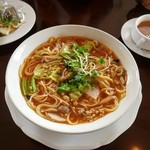エバーグリーン - 納豆とトマトのスープパスタ