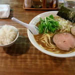 翔丸 - 主役の白飯(半ライス)とのコラボを！
