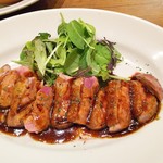 VINSENT - 鴨のロースト1480円。