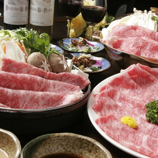 日式牛肉火锅烧6,900日元+无限畅饮（6人以上需提前3天预约）