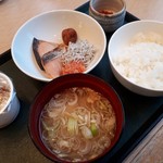 Eenuekuraumpurazahoteru - おかずが沢山なので和定食風に