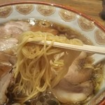 石川屋 - 細麺味助はスープの持ち上げ抜群