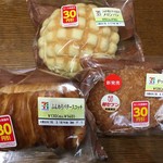 セブンイレブン - 料理写真:開店セールで各30円引き