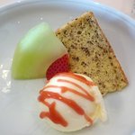 一層樓 - 浅井三姉妹ランチ　2000円　選べるデザート