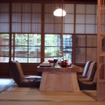 Mitsuyasu - 奥のテーブル