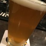 アントン ビー - 