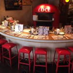 ビッレリア&ピッツェリア ルーチェ - ピザ職人前カウンター