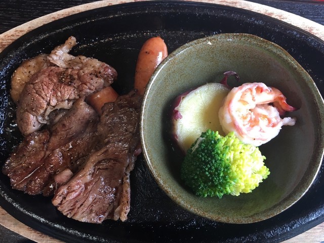 グルメ小僧 万吉 まんきち 米沢 すき焼き ネット予約可 食べログ