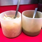 ラーメン 杉田家 - 2018年3月　卓上の薬味たち