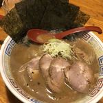 らーめん G麺24 - 後輩の醤油ラーメン