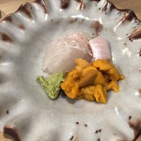 うを徳 - お造り（大分城下鰈・噴火湾馬糞雲丹）