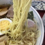 三吉食堂 - 五目ラーメン　麺アップ