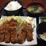 Gohannomise Taihou - みそ・ニンニク入りチキンカツ定食（1350円）