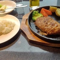 国産熟成焼肉 肉バル ドウラクコリーダ ランドマーク店 - ハンバーグランチ