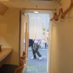 明るく見えますが、外はそれなりに暗いです。