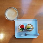 Zo-I Kappu Keikusu Ando Kafe - ミニカップケーキセット(680円税)です。