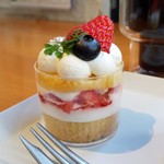 ゾーイ カップケイクス アンドカフェ - ショートケーキです。