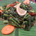 プルジャ ダイニング - ・辛子菜とスクティの炒め (メニュー外)