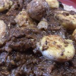 プルジャ ダイニング - ・アヒルの血カレー