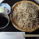蕎遊庵 - メニューのカードが卓上に、有れば幸運。・・・・雲上の手挽きの粉、田舎そば。７５０円でお得。
