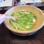 比良山荘 - 芹が入る、白葱も蕩ける食べごろ