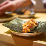 銀座 しのはら - 鮪べったら漬け手巻き