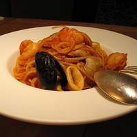 Osteria UVA RARA 横浜 - 魚介のトマトソース　スパゲッティ　ペスカトーレ
