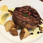 キュル・ド・サック - ランチ友のメイン:伊産ホエー豚の網焼き バルサミコソース