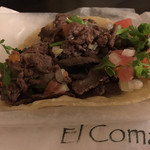 エル コマル - ビーフタコス