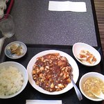 中華料理 波華 - 麻婆定食です（２０１１年６月）。