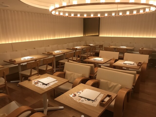 座席 Chano Ma 池袋 チャノマ 池袋 カフェ 食べログ