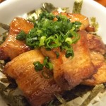 麺屋 猪一 - 見事な肉