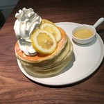 えぐぅ～ カフェ - ハニーレモンパンケーキ