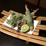 海鮮個室居酒屋 福治 - 海老しそ巻天・季節の野菜天