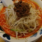 希須林 - 坦々麺(4辛・野菜多め) 980円