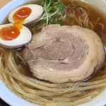 半熟煮卵醤油ラーメン