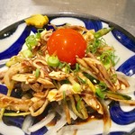 博多串焼き バッテンよかとぉ - 「ピリ辛ガツユッケ」(530円税込)。