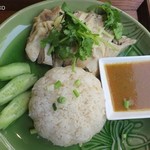 タイ料理バル タイ象 - カオマンガイ