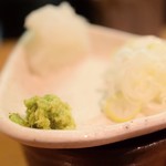 石臼挽き手打 蕎楽亭 - 【ランチ限定　若鮎天ざる@1,950円＋税】薬味