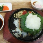 とんかつ & とり天 しげのや食堂 - 和風おろしハンバーグ：1180円