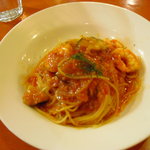カフェベレッツァ - 海老と茄子とトマトのパスタ