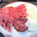 焼肉・円盤餃子　ひたち - 和牛カルビ(900円)