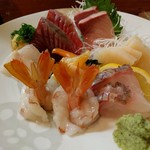 樽寿司 - お刺身盛り合わせ