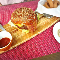 Lounge & Dining G - 