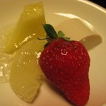 和ごころ 泉 - ⑪水菓子　ゆめのか（長崎）・文旦（高知）・クラウンメロン（静岡）・紅茶ババロア