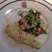 Terres de Truffes, Tokyo - 伊達鶏ささみの低温調理　えだ豆のピューレとスライスしたトリュフ
