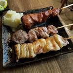 もつ焼き（レバー、はらみ、てっぽう）