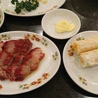 菜香新館 - 元祖海老のウエハース巻揚げと焼豚
