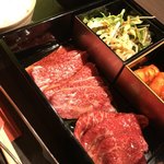 焼肉・ジンギスカン きんぐこんぐ - 