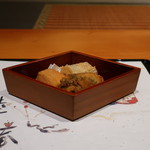 日本料理 幸庵 - 牡蠣と干し柿の揚げ物、穴子コロッケ、真鯛の白子の湯葉巻き揚げ